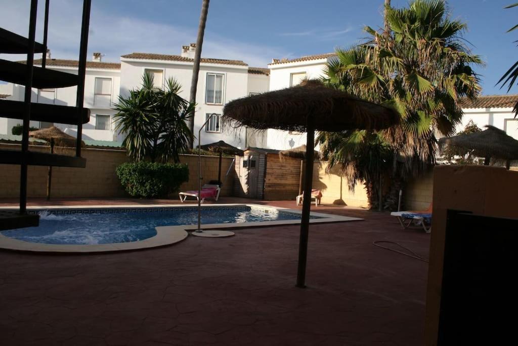 Selecta - Chalet Primera Linea Piscina Y Parking Isla Canela Exteriér fotografie